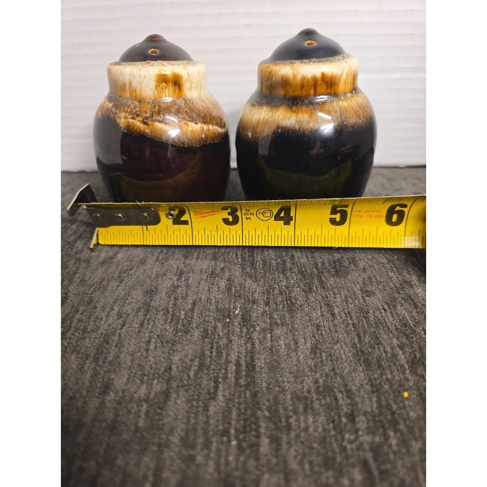 Pfaltzgraff Brown Drip Salt And Pepper Shakers Set Vintage EUC